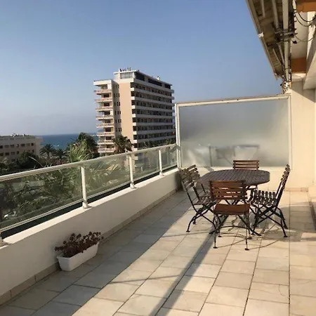 Apartment Bel Climatise 2 Pieces Au Centre Avec Terrasse - Fr-1-308-47